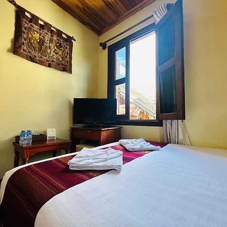 Anisa Mekong Riverside Villa لوانغ برابانغ المظهر الخارجي الصورة