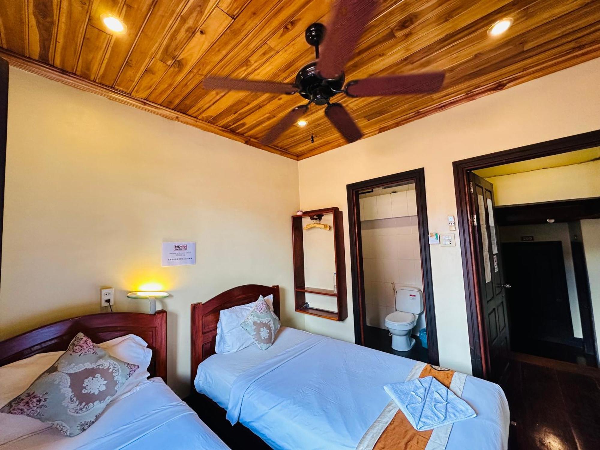 Anisa Mekong Riverside Villa لوانغ برابانغ المظهر الخارجي الصورة
