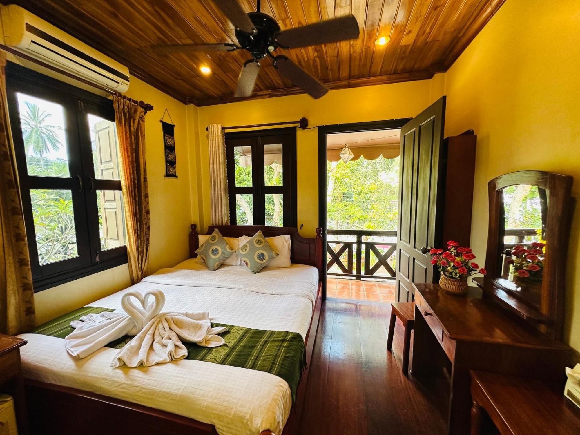 Anisa Mekong Riverside Villa لوانغ برابانغ المظهر الخارجي الصورة