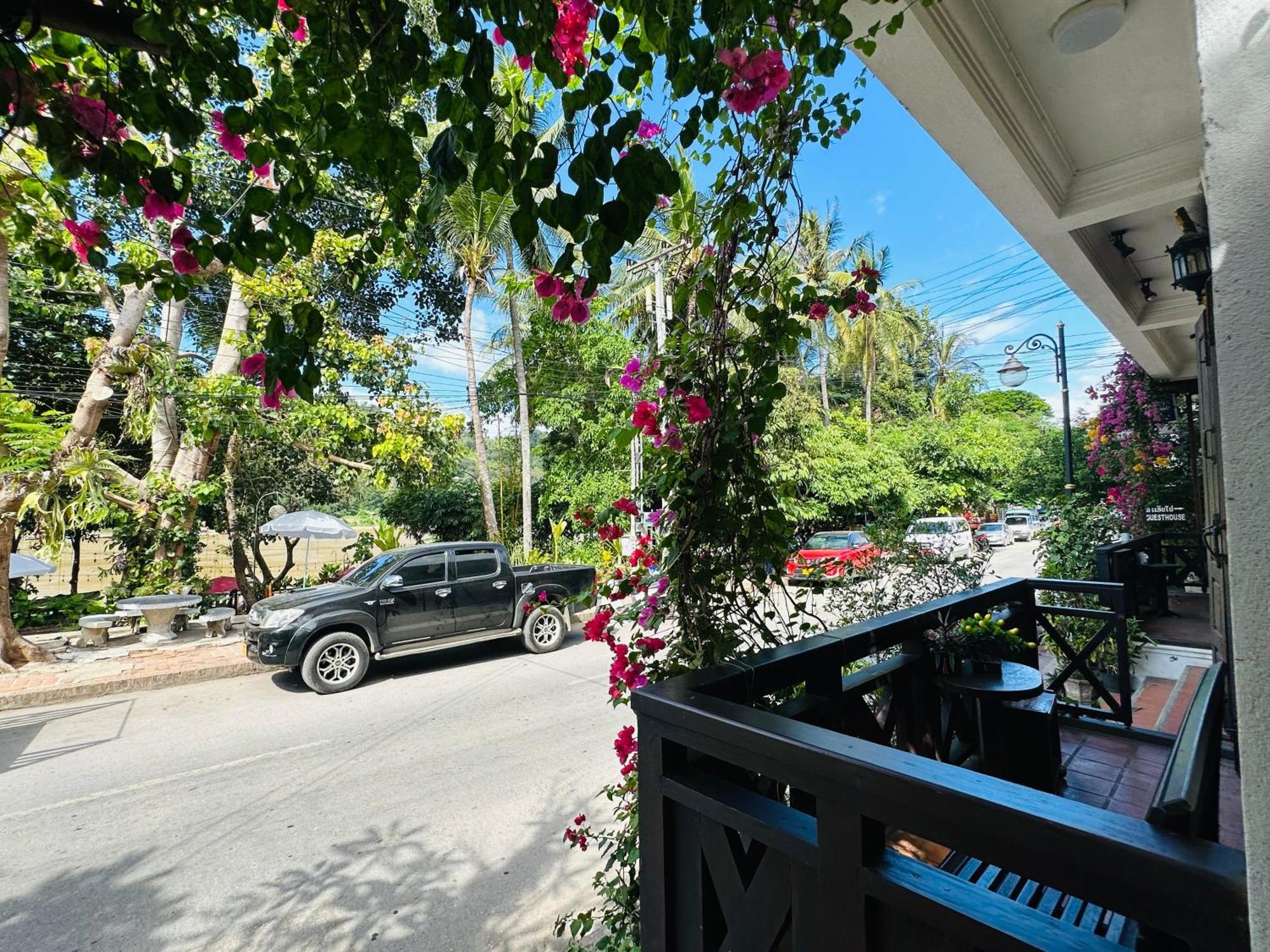Anisa Mekong Riverside Villa لوانغ برابانغ المظهر الخارجي الصورة